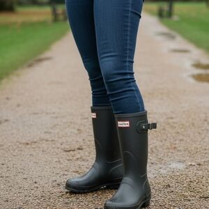Hunter Women's Black Rain Boots